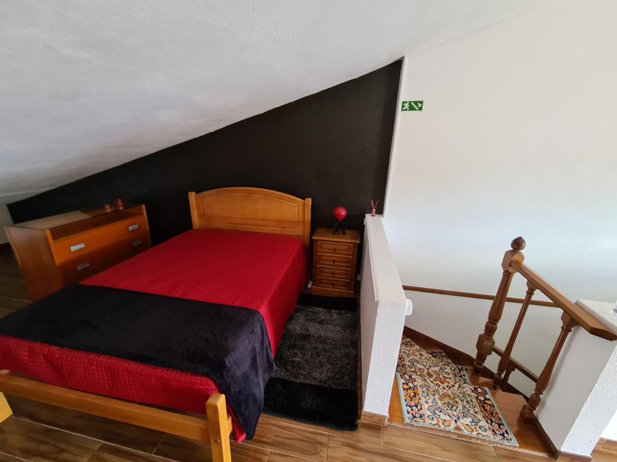 Gomes & Fortunato House Casais Brancos Екстериор снимка
