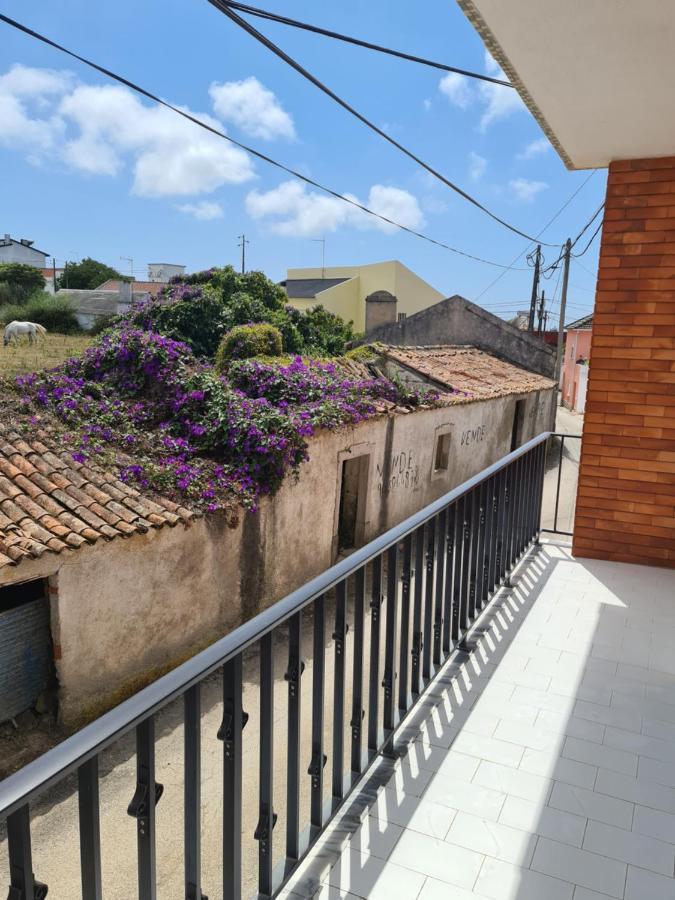 Gomes & Fortunato House Casais Brancos Екстериор снимка