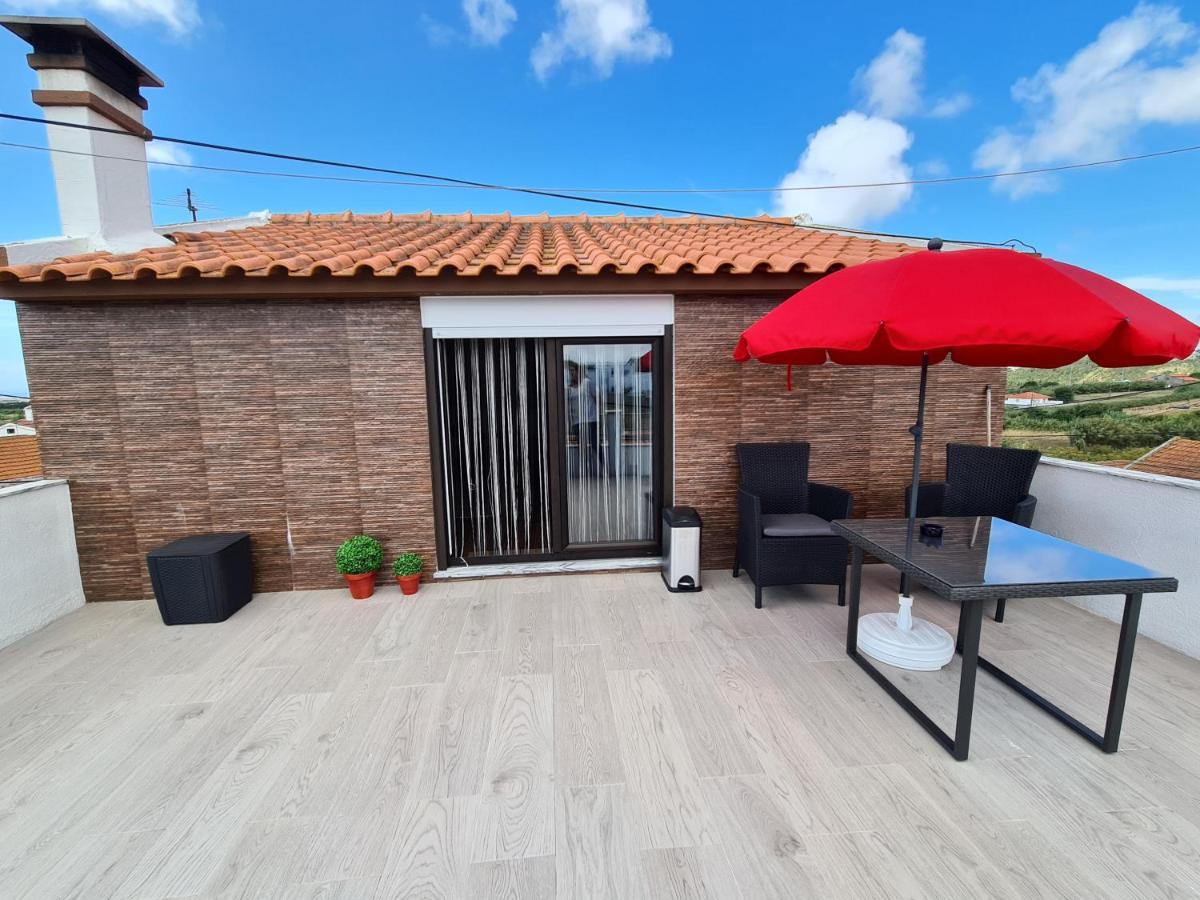Gomes & Fortunato House Casais Brancos Екстериор снимка